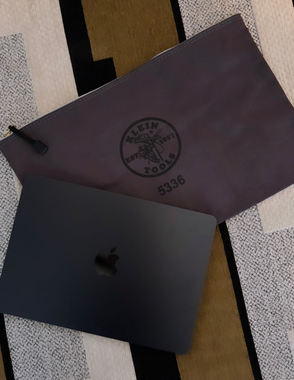 Oversized Klein Pouch
