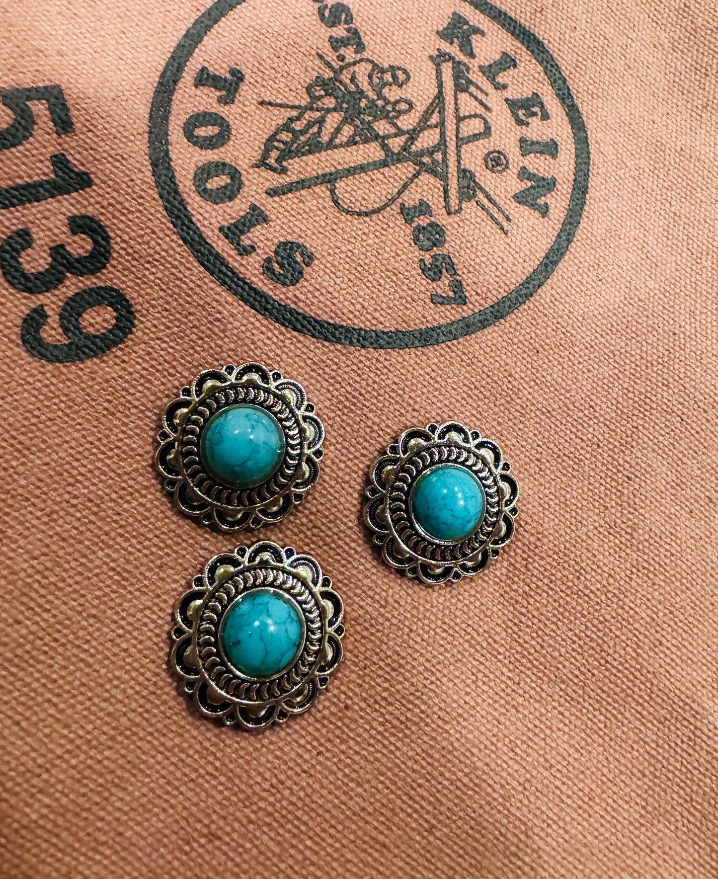 Turquoise Stud