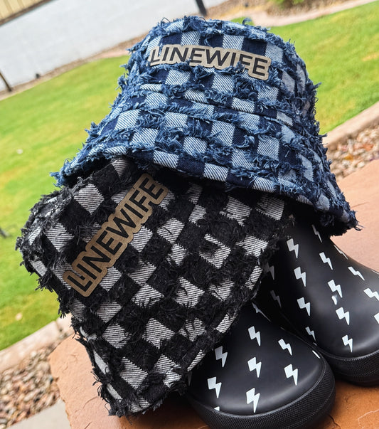LINEWIFE Bucket Hat
