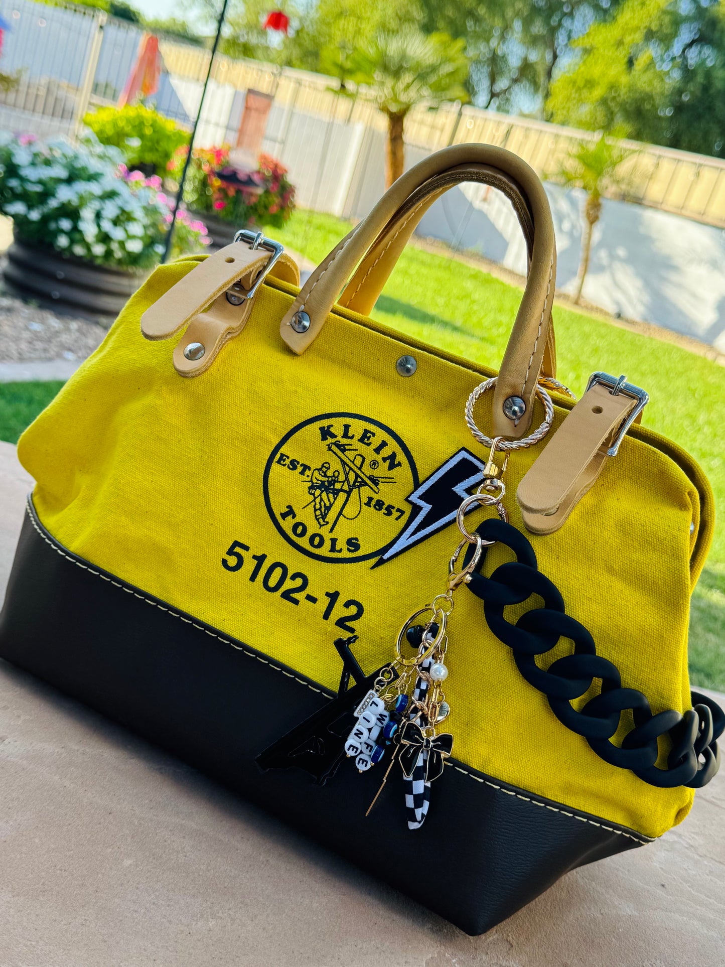 12" Sunshine Yellow Chain Klein