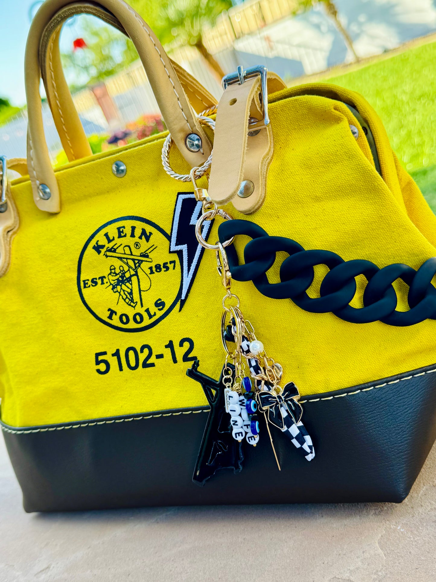 12" Sunshine Yellow Chain Klein