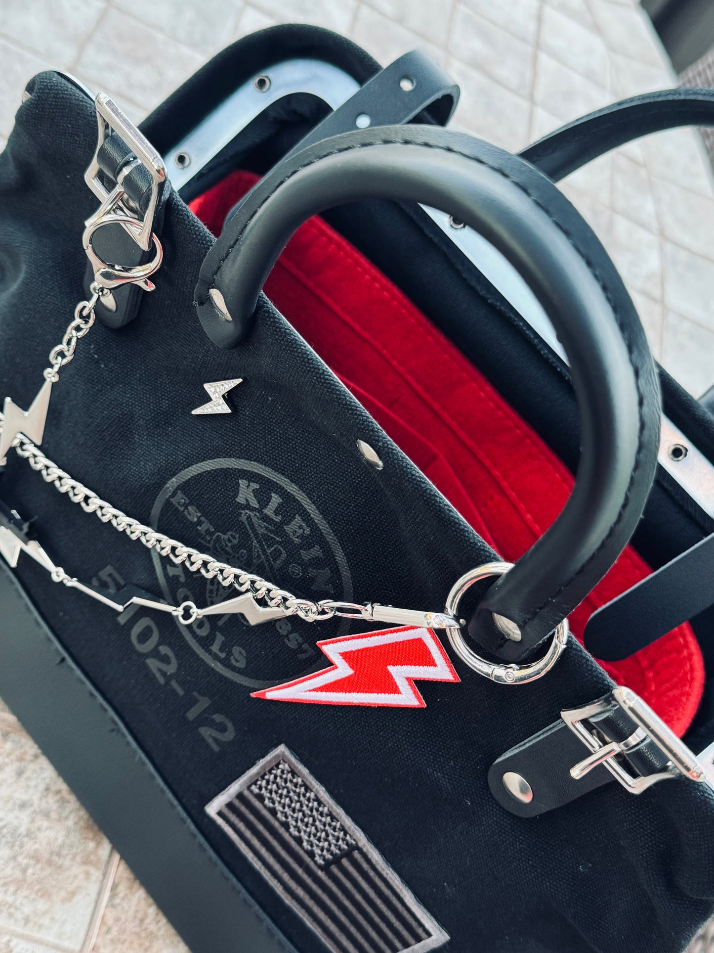 12” Black Chain Klein