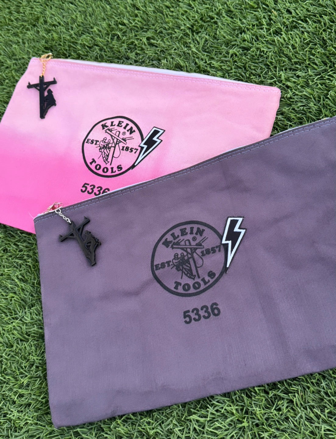 Oversized Klein Pouch