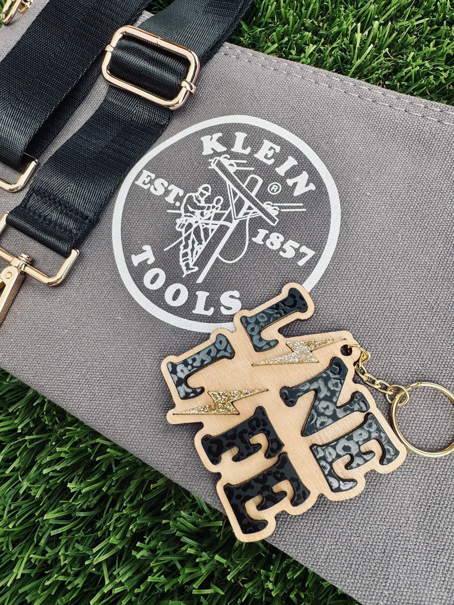 L⚡️NE L⚡️FE Keychain